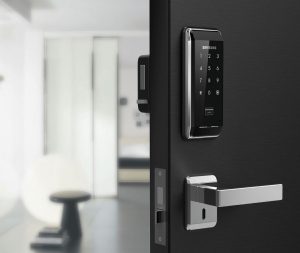 Mua khóa cửa thông minh ở Hà Nội cần lưu ý những gì? (1) Mua khóa cửa thông minh ở Hà Nội cần lưu ý những gì? (1)